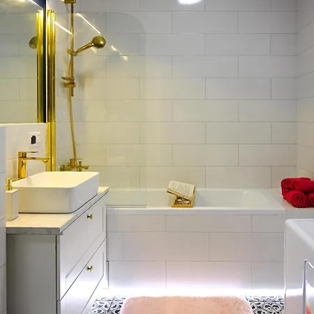 Shark Kingdom 公寓